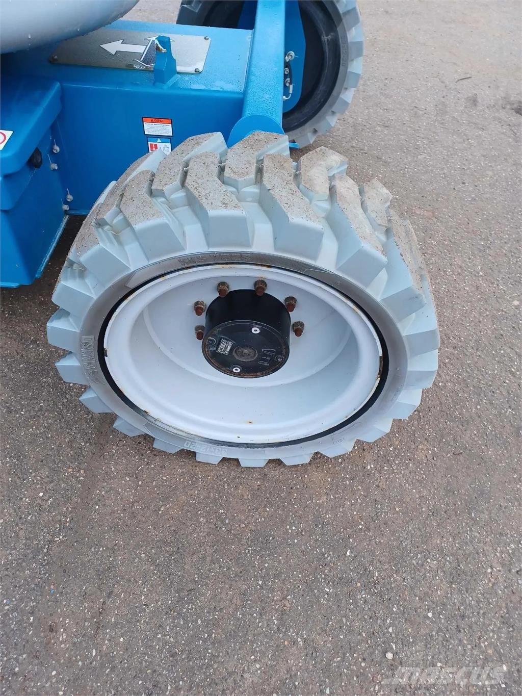 Niftylift HR17 Hybrid 4x4 曲臂高空工作平台