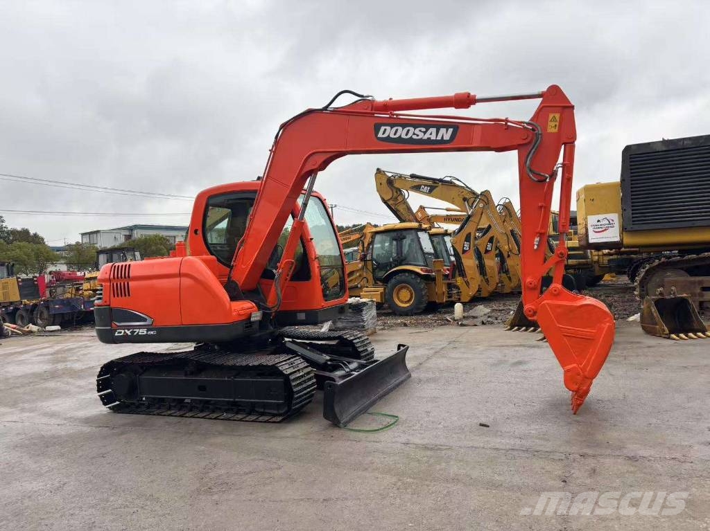 Doosan DX 75-9 C Mini ekskavatori < 7 t
