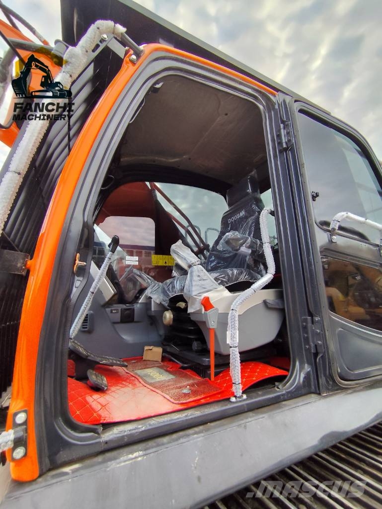 Doosan DX300 Escavadoras de rastos