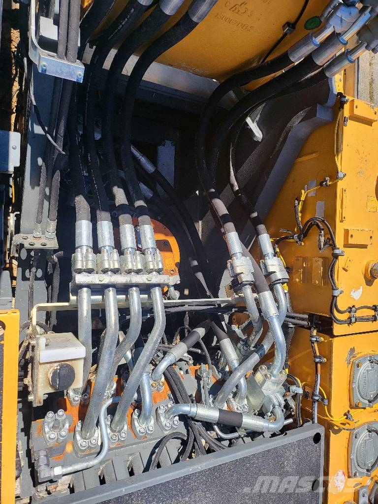 Liebherr R 956 HD Εκσκαφείς με ερπύστριες