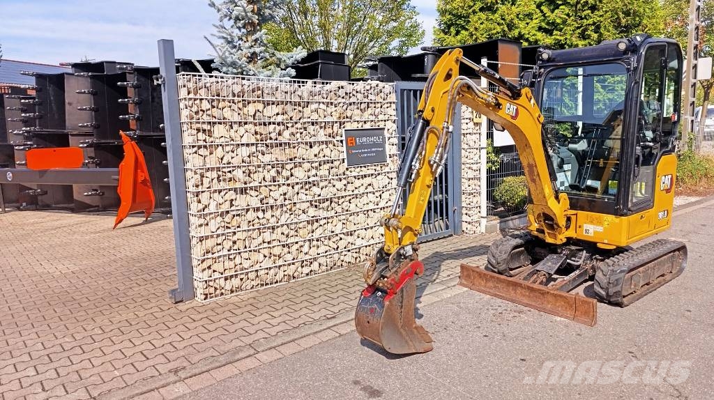 CAT 301.8 mit Löffel, Schnellwechsler CW05, Knickmatik Mini excavadoras < 7t