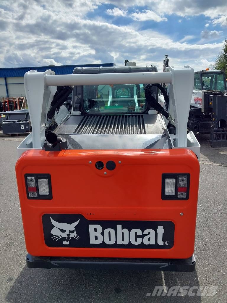 Bobcat S530 Lietoti riteņu kompaktiekrāvēji