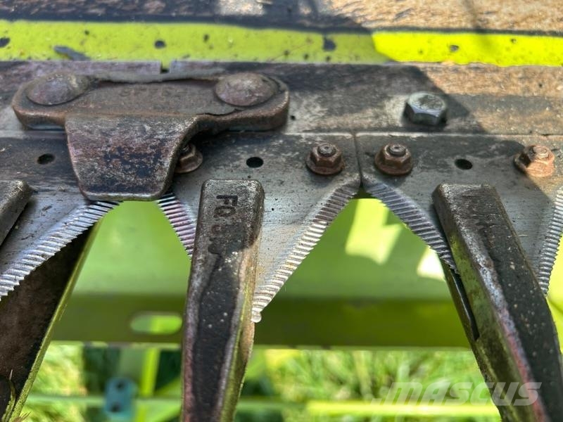 CLAAS V 1050 رؤوس حصادات