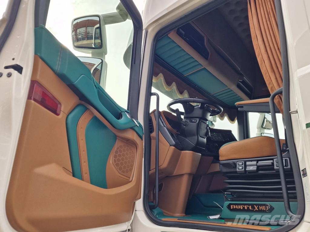 Scania R530 V8 NGS Highline 6x2 - Show truck - BUFFL inte 트랙터 유닛