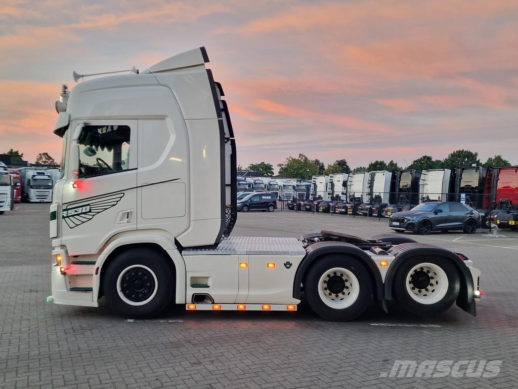 Scania R530 V8 NGS Highline 6x2 - Show truck - BUFFL inte 트랙터 유닛