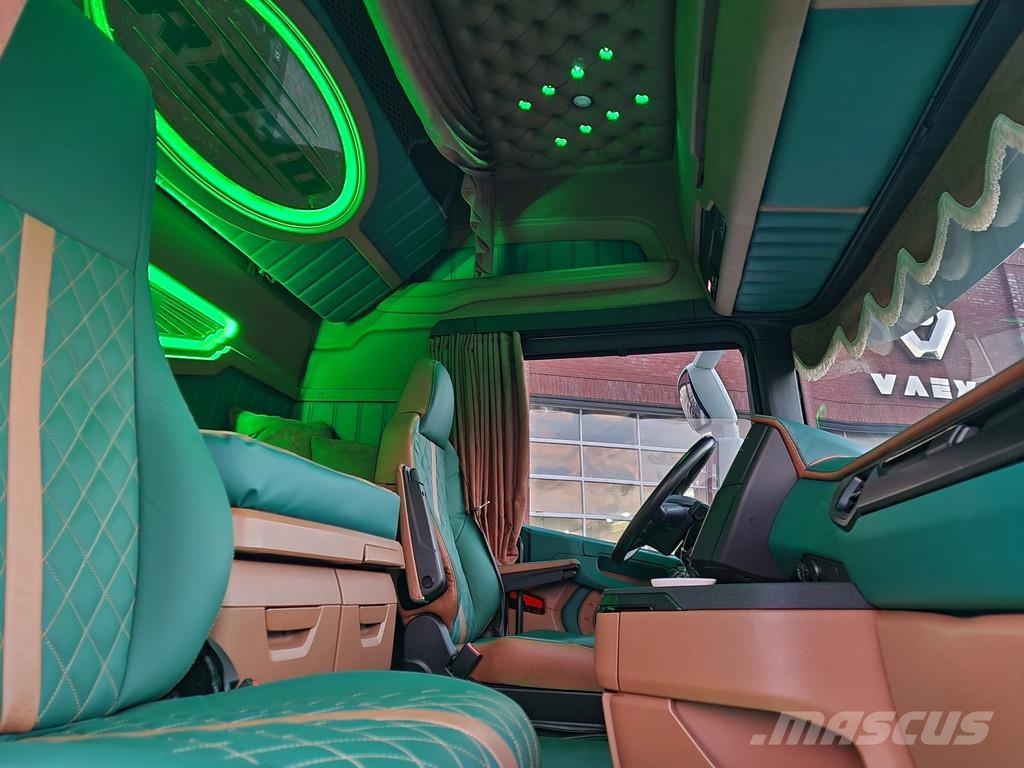 Scania R530 V8 NGS Highline 6x2 - Show truck - BUFFL inte 트랙터 유닛