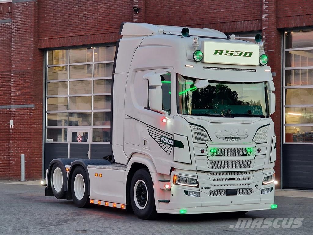 Scania R530 V8 NGS Highline 6x2 - Show truck - BUFFL inte 트랙터 유닛