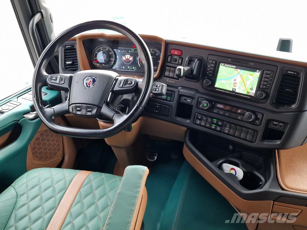 Scania R530 V8 NGS Highline 6x2 - Show truck - BUFFL inte 트랙터 유닛