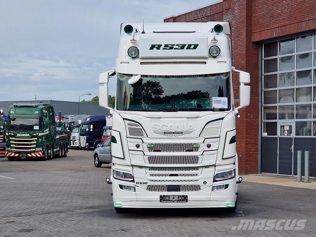 Scania R530 V8 NGS Highline 6x2 - Show truck - BUFFL inte 트랙터 유닛