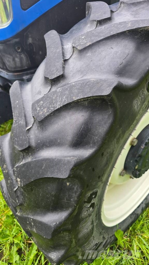 New Holland 4.85 Traktorid