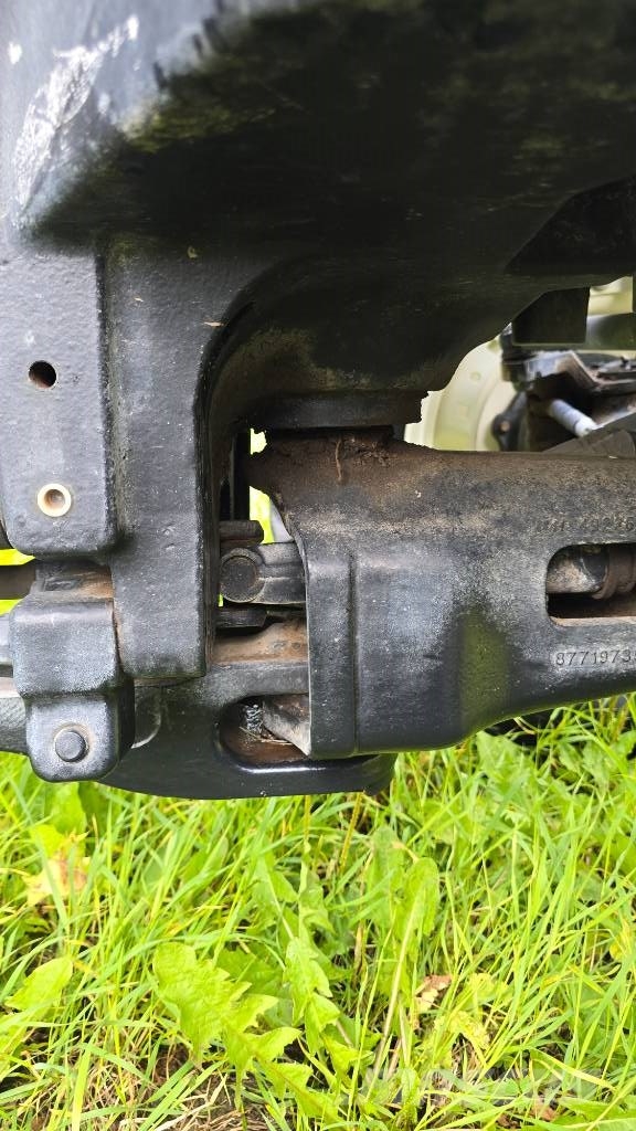 New Holland 4.85 Traktorid