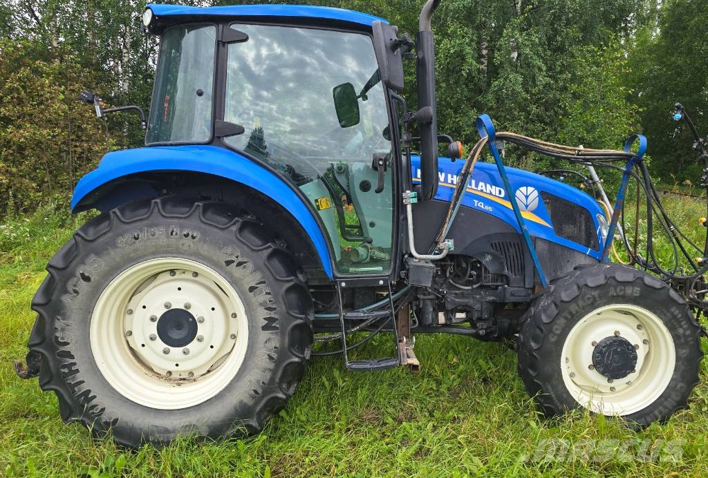 New Holland 4.85 Traktorid