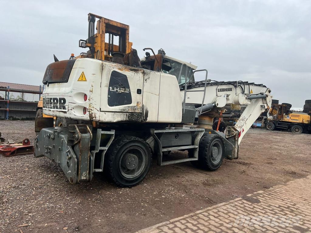 Liebherr LH 22 M Litronic Waste / industry handlers