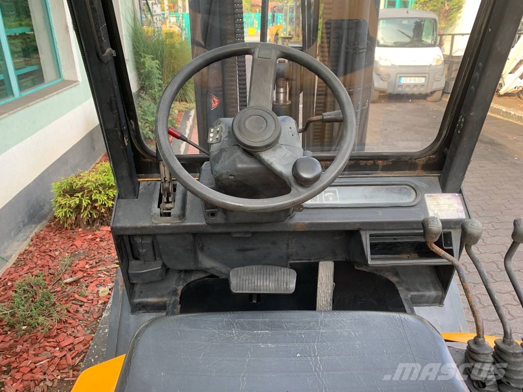 Yale GDP30TF V-3439  EO Carrelli elevatori GPL