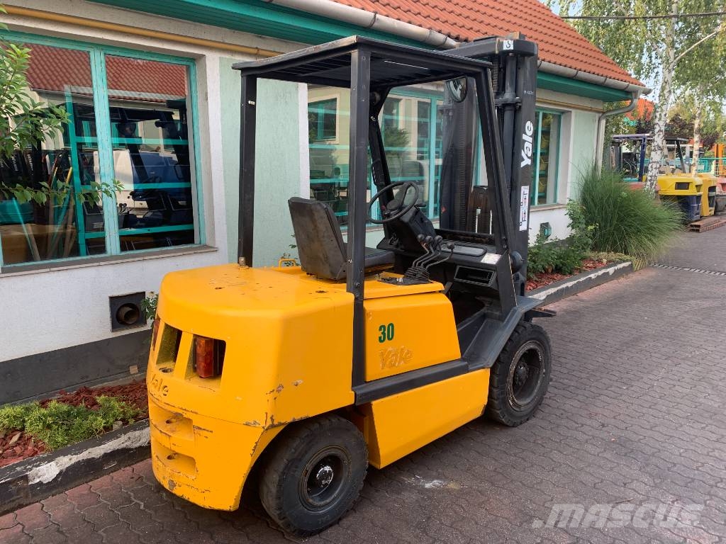 Yale GDP30TF V-3439  EO Carrelli elevatori GPL