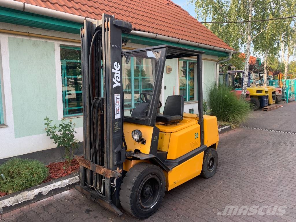Yale GDP30TF V-3439  EO Carrelli elevatori GPL