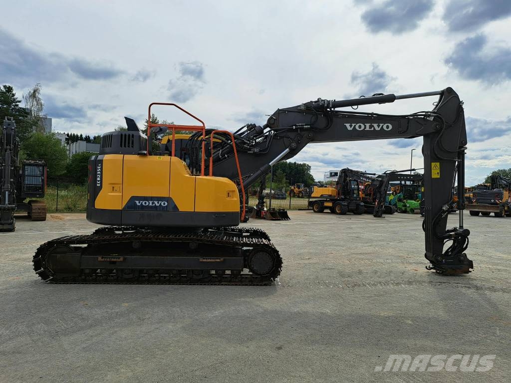Volvo ECR 235 E Raupenbagger