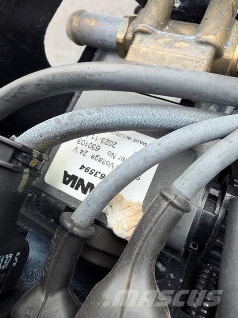 Scania dpf ad-blue new parts complete エンジン
