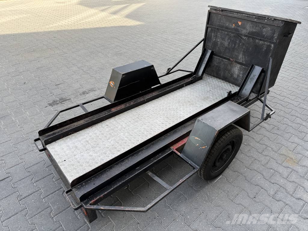 Motor aanhanger 2 motoren معدات النقل - غير ذلك