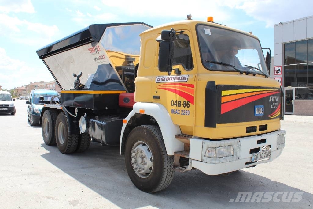 Ital Machinery ASPHALT MAINTENANCE VEHICLE OF 8–10 Contenitori termici d'asfalto