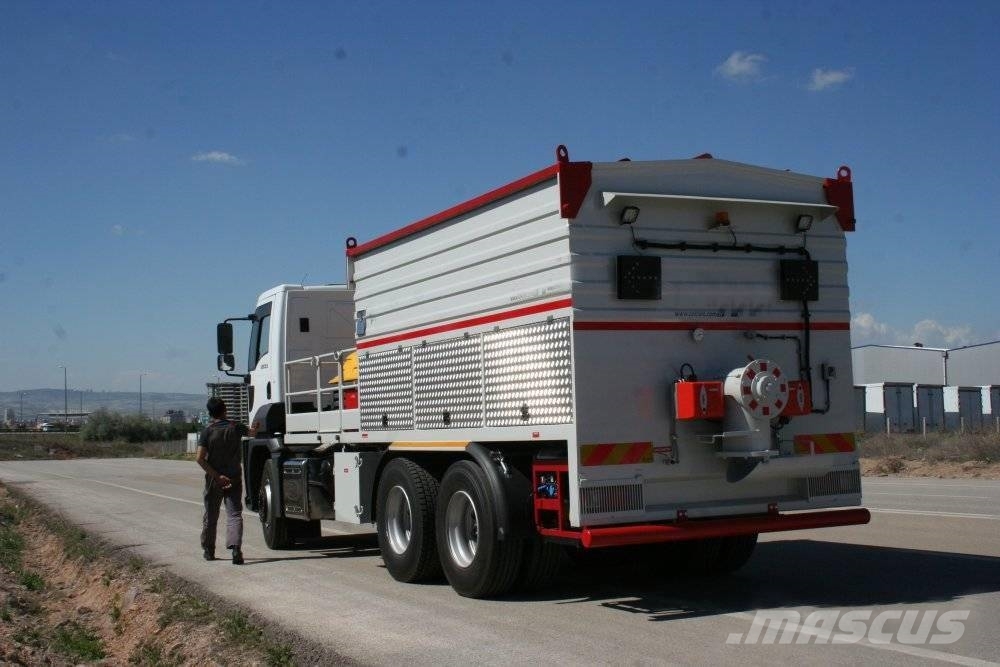 Ital Machinery ASPHALT MAINTENANCE VEHICLE OF 8–10 Contenitori termici d'asfalto