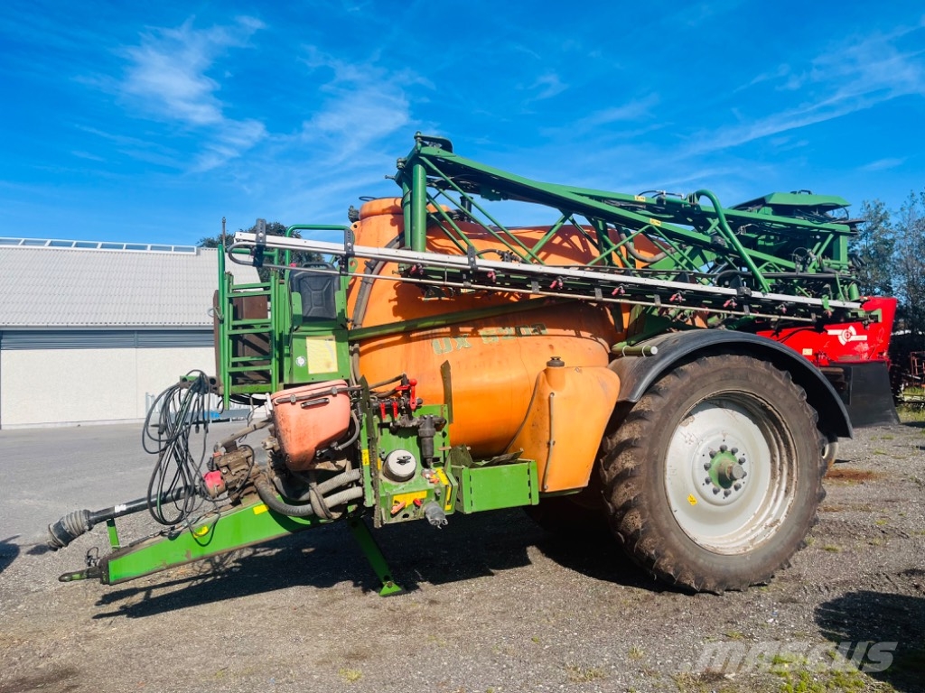 Amazone UX 5200 super Trailed sprayers