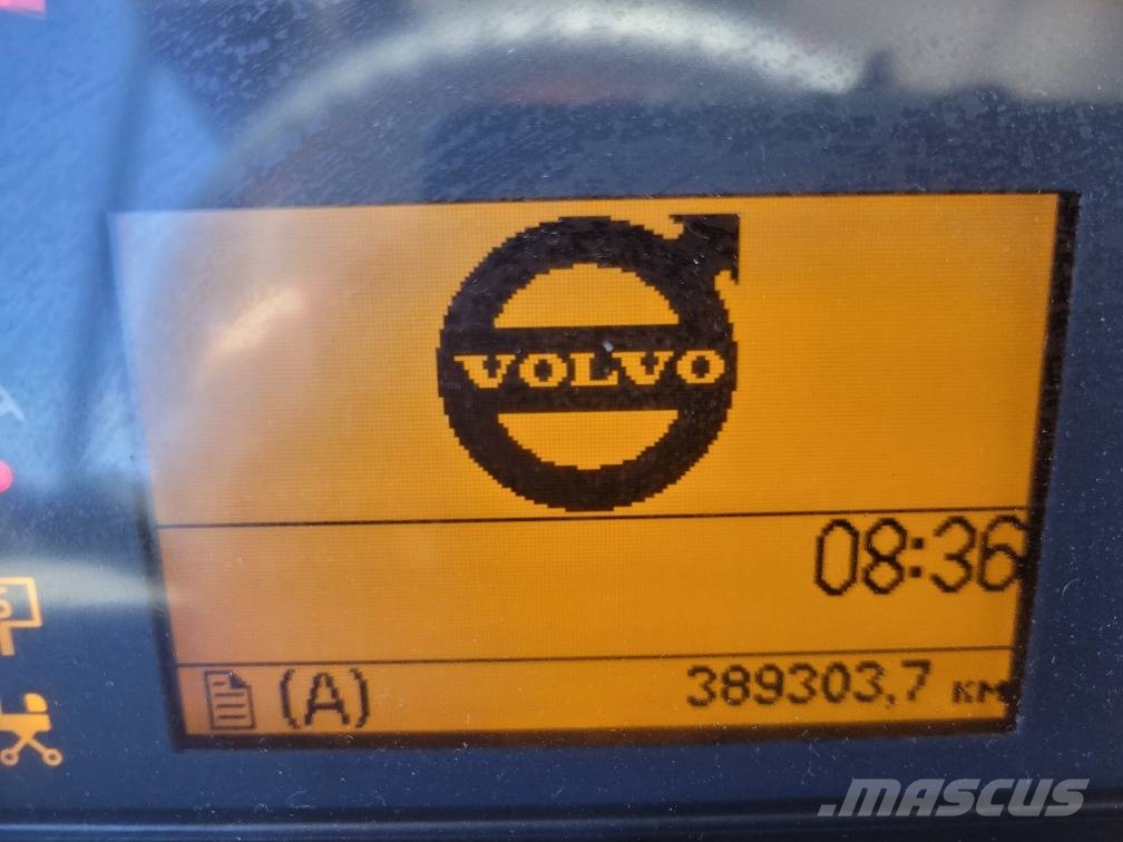Volvo B7R 8900 EURO5, 2UNITS Putnički autobusi
