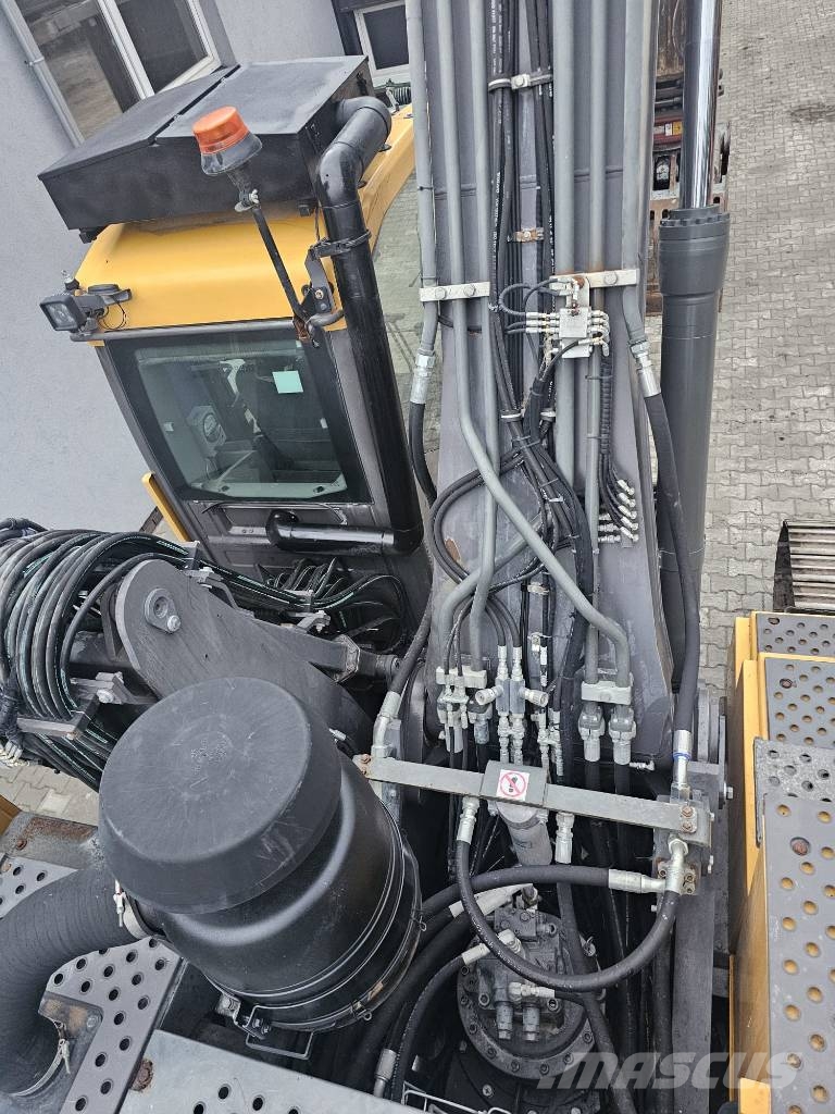 Volvo EC250EL Podnoszona Kabina Materialumschlag
