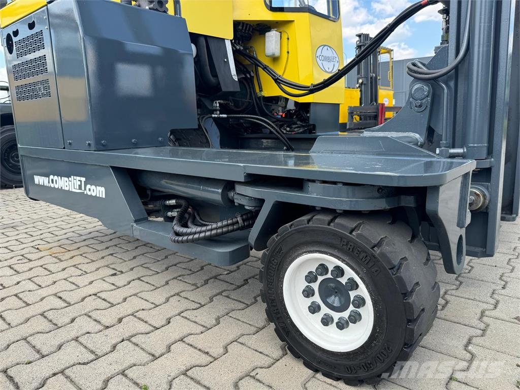 Combilift C4000 //2013 year//LPG//5500 mm 四向前伸式堆高機(叉車)