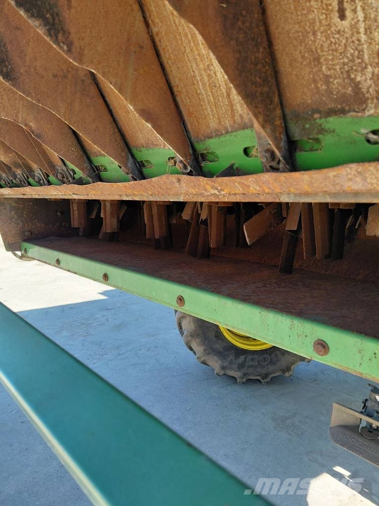 John Deere T 670 i Зерноуборочные комбайны