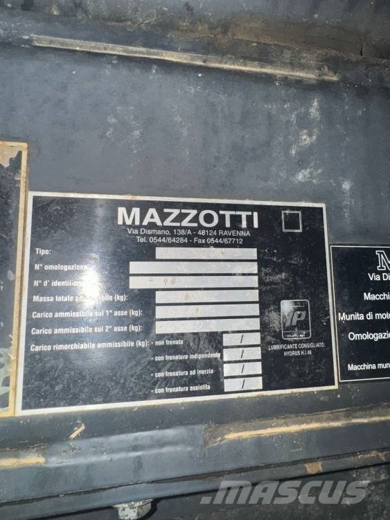  Mazzotti  MAF 5240 Самоходные опрыскиватели