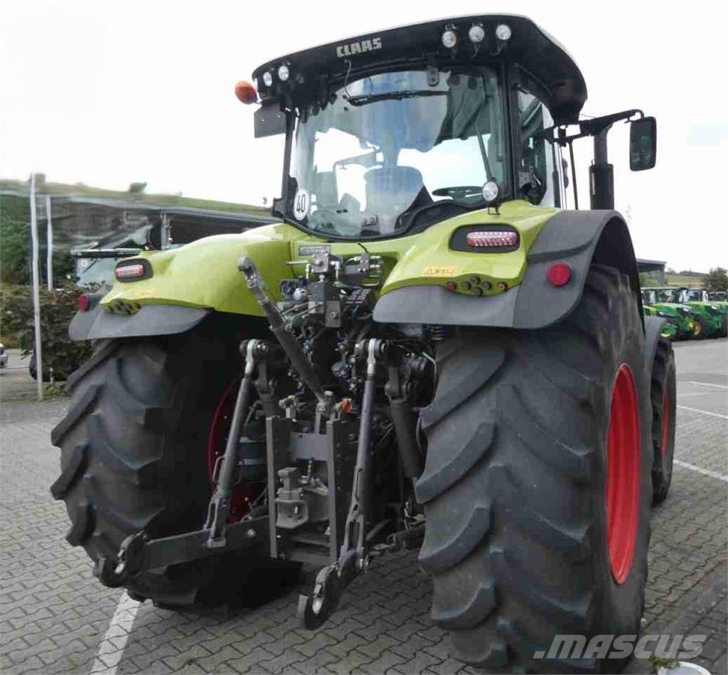 CLAAS AXION 830 Cmatic 트랙터