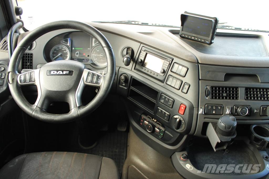 DAF XF530 FAS Koukkulava kuorma-autot