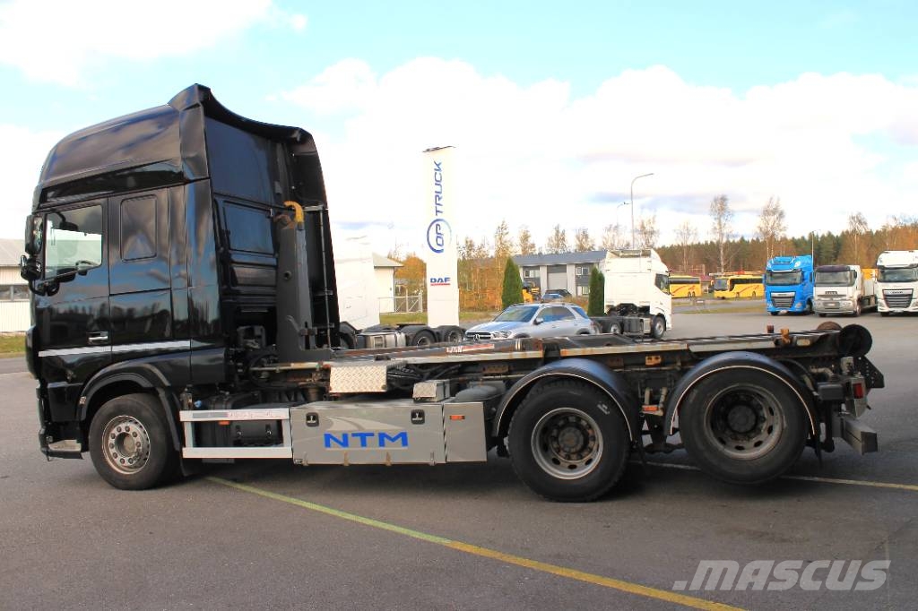 DAF XF530 FAS Koukkulava kuorma-autot