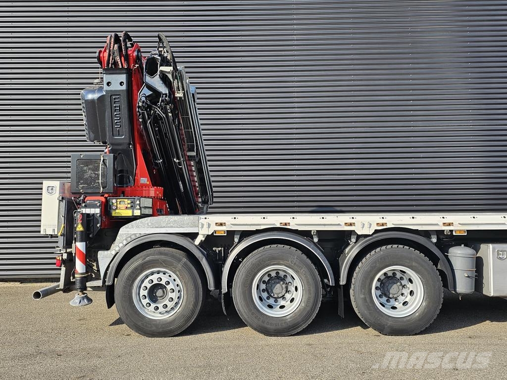 DAF CF 530 8x4 / RETARDER / FASSI F545 CRANE / KRAN / Nosturiautot