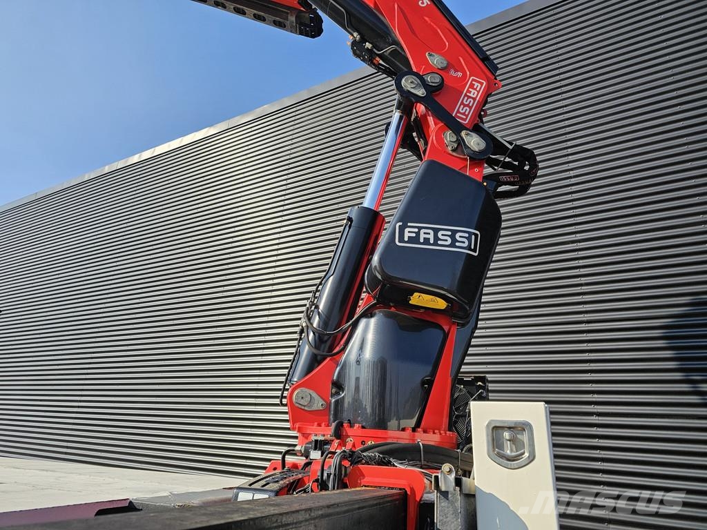 DAF CF 530 8x4 / RETARDER / FASSI F545 CRANE / KRAN / Nosturiautot