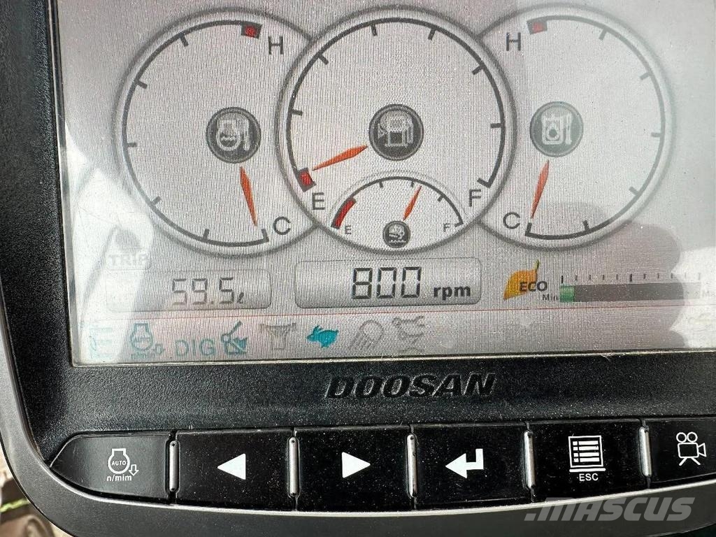 Doosan DX235LC 5 - ONLY 4226 HOURS Excavadoras sobre orugas