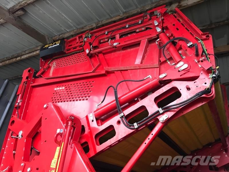 Grimme Evo290 Μηχανή εξαγωγής και συλλογής βολβών