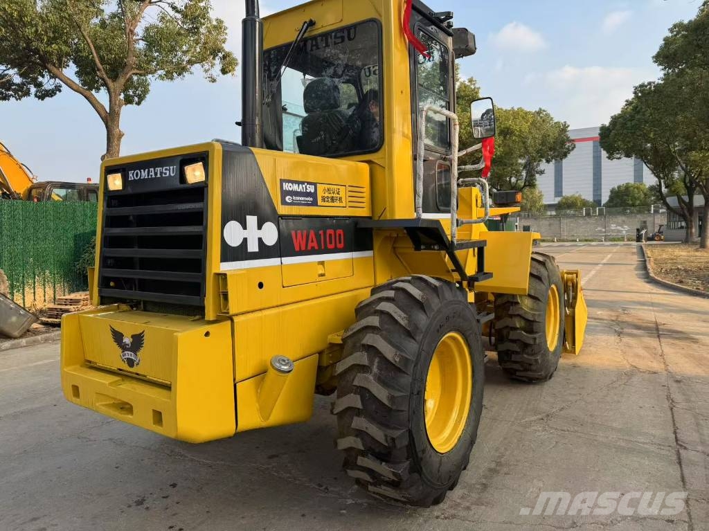 Komatsu WA100 Utovarivači na kotačima