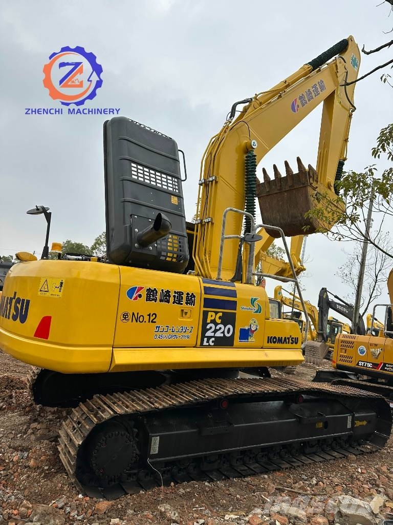 Komatsu PC 220-8/22tons/medium sized/duty/Well maintained Εκσκαφείς με ερπύστριες