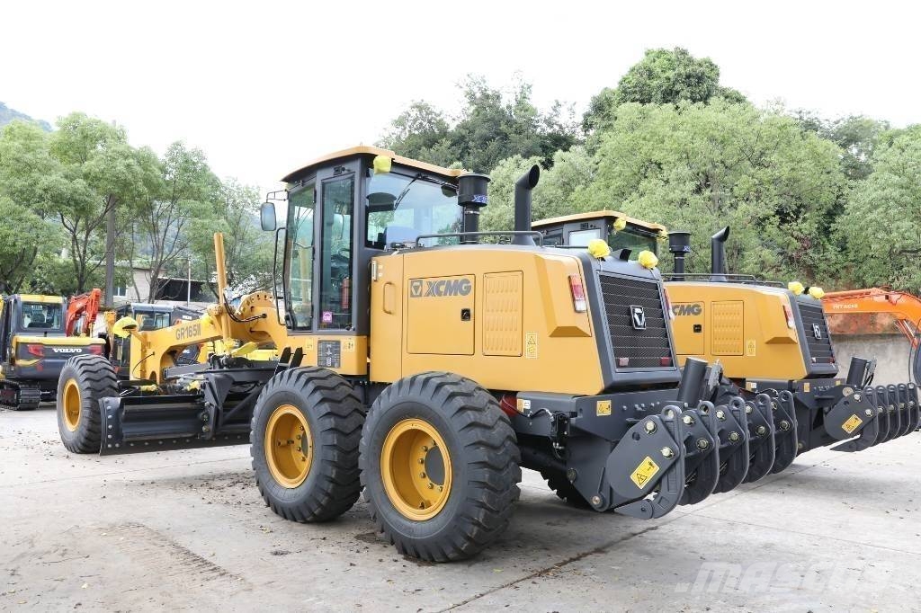 XCMG GR 165 Грейдери