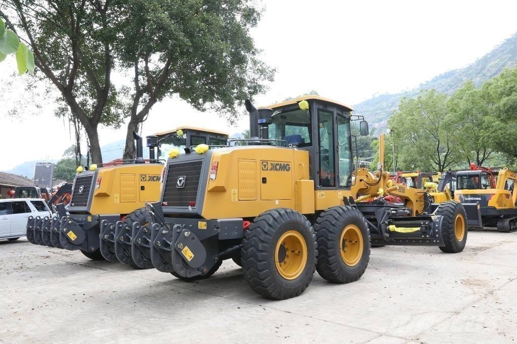 XCMG GR 165 Грейдери