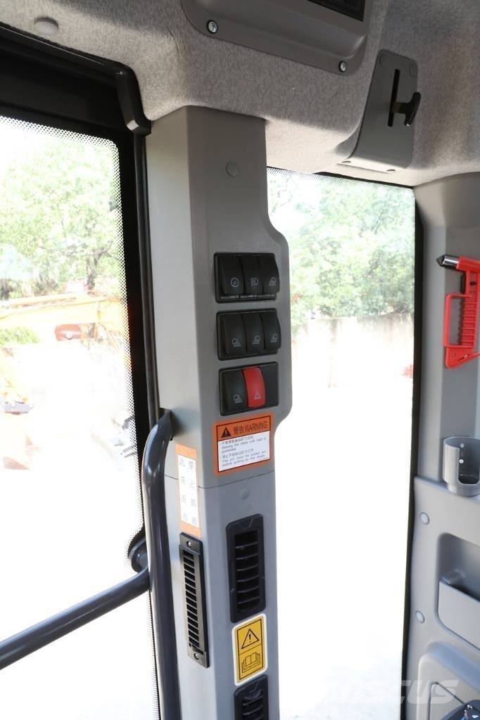 XCMG GR 165 Грейдери
