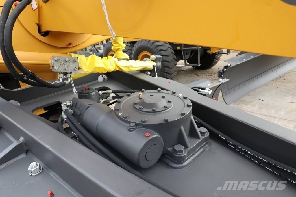 XCMG GR 165 Грейдери