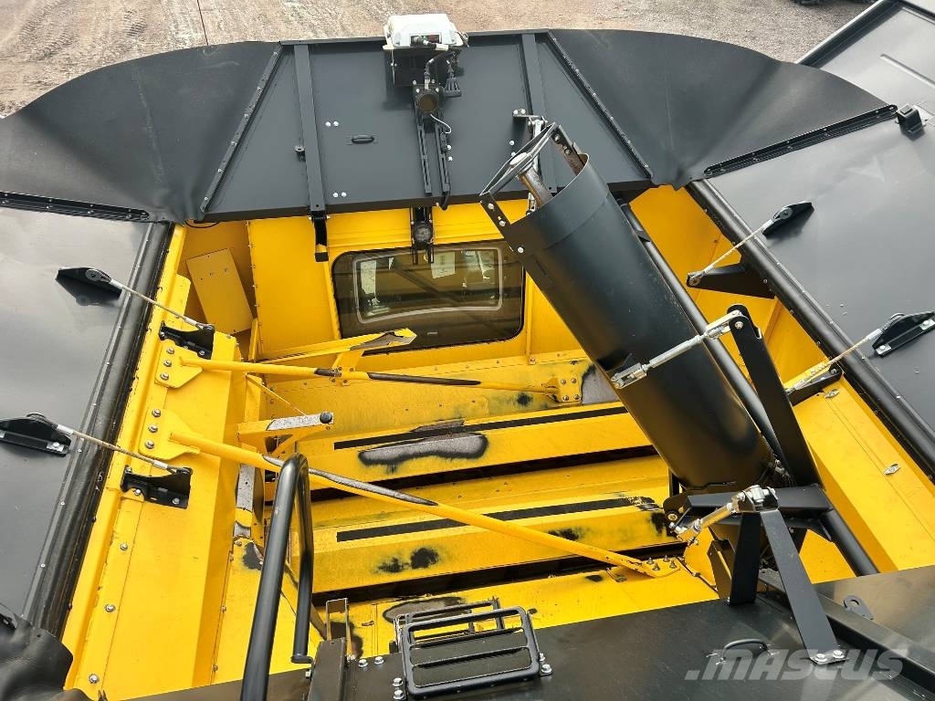 New Holland CR 10.90 Teraviljakombainid