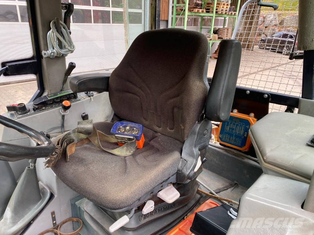 Deutz-Fahr 6.38 Agrostar 曳引機