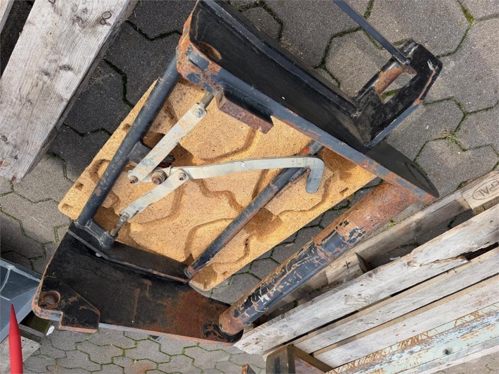 Bobcat Adapter auf Euro Agriculture - Others