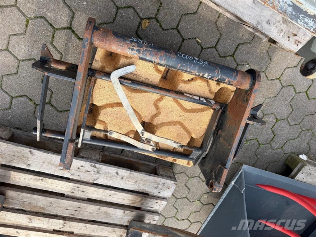 Bobcat Adapter auf Euro Agriculture - Others