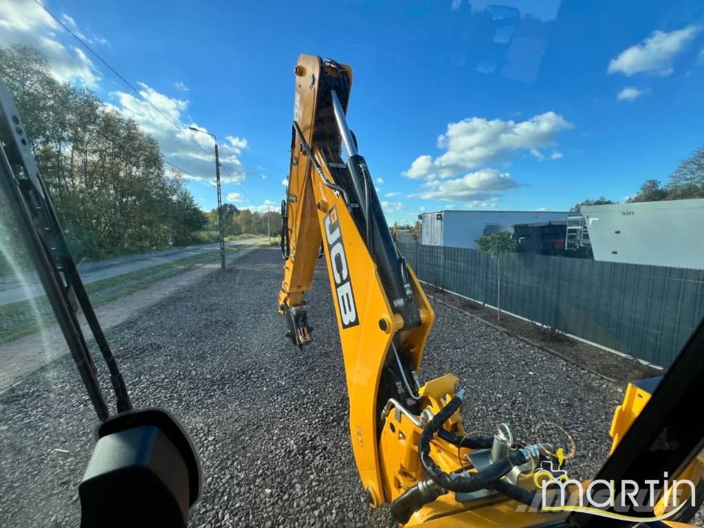 JCB 4 CX Pro لوادر ذات جرافات عكسية