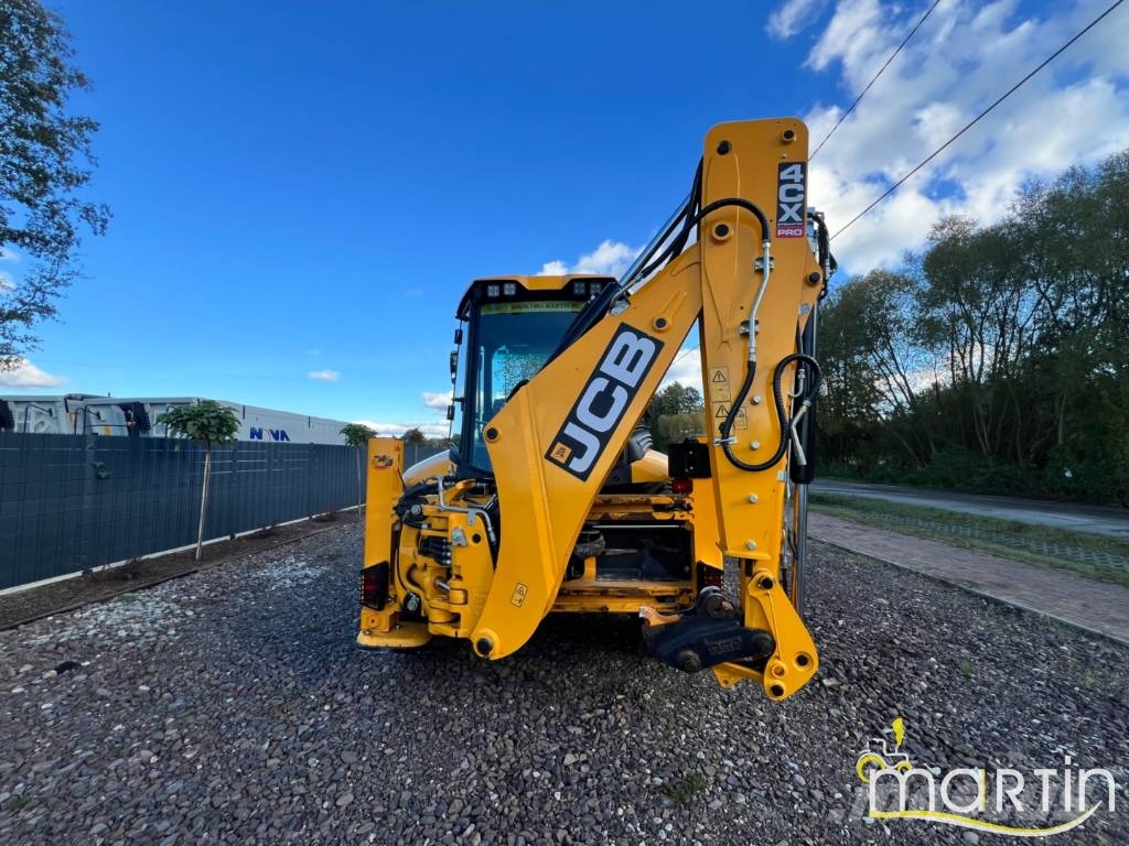 JCB 4 CX Pro لوادر ذات جرافات عكسية